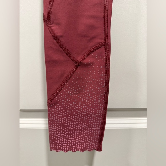 Lululemon Tight Stuff Tight 24” - Picture 11 of 15